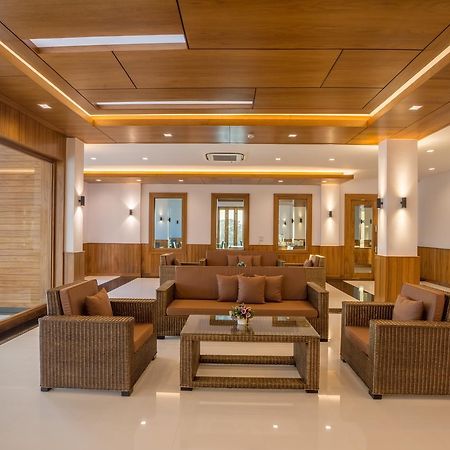 Sann View Hotel Thoeng Экстерьер фото